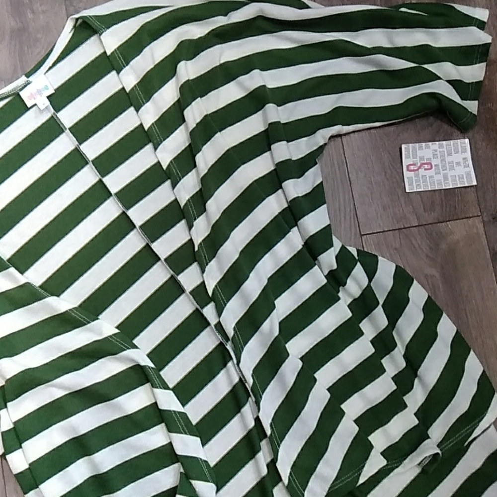 Beautiful Lindsay kimono, size small